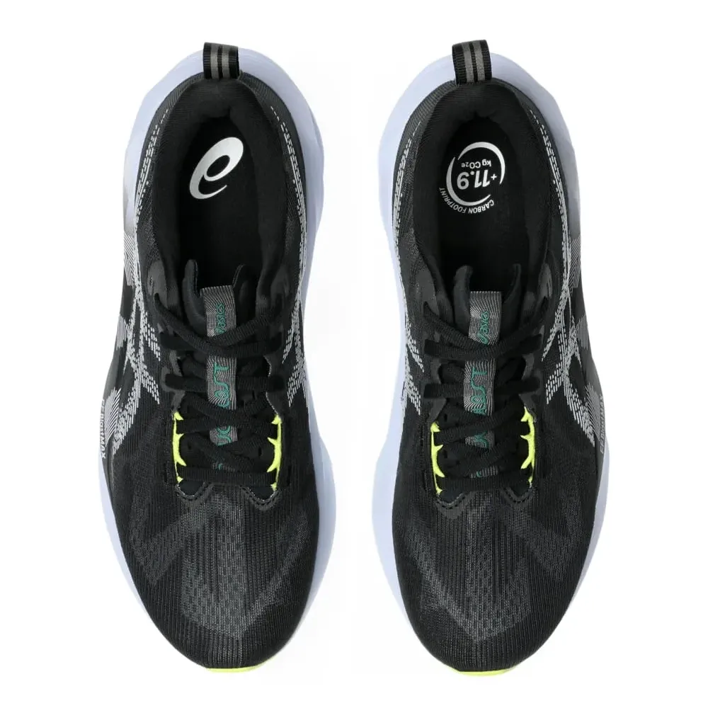 Tênis Asics Novablast 5 masculino preto em destaque para benefícios e conforto
